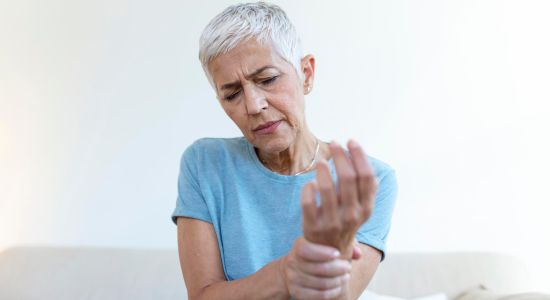 Artrite em idosos: Tudo o que você precisa saber a respeito